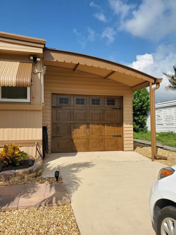 8460 Eagle Avenue - Photo 1