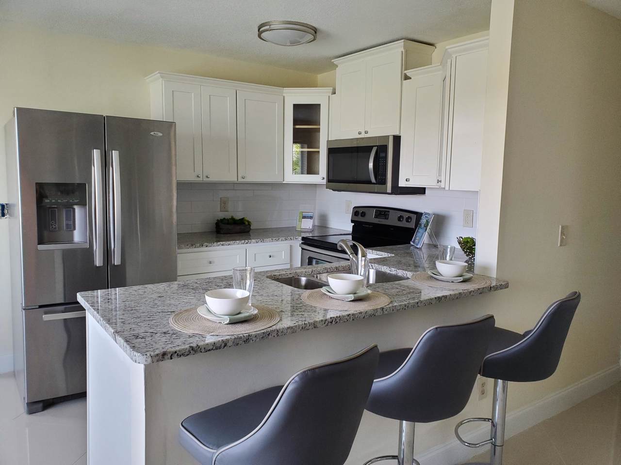 102 Las Olas Drive - Photo 1