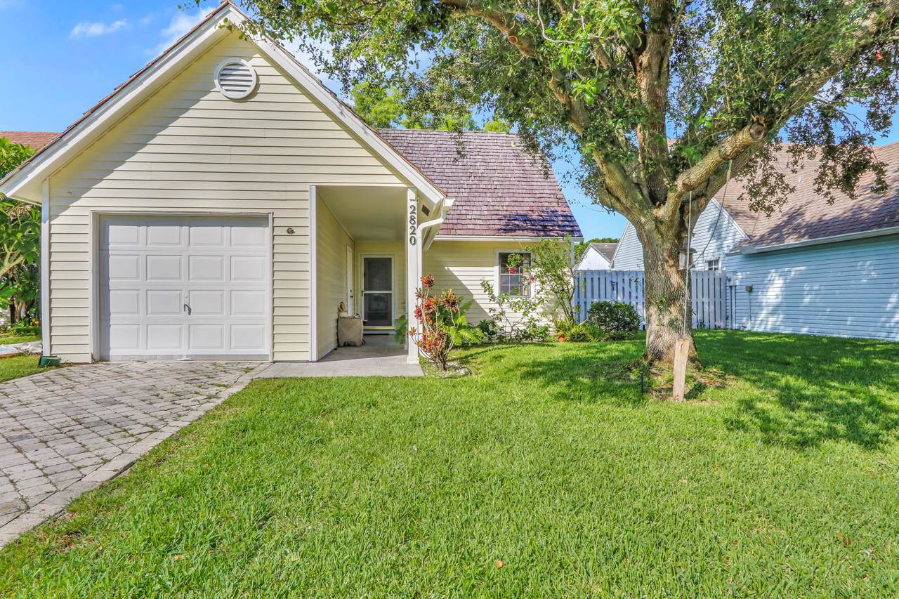 2820 Black Pine Court - Photo 1