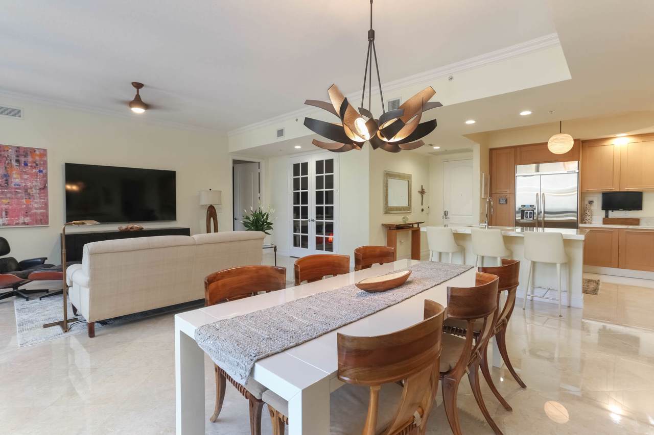 701 Olive Avenue - Photo 1