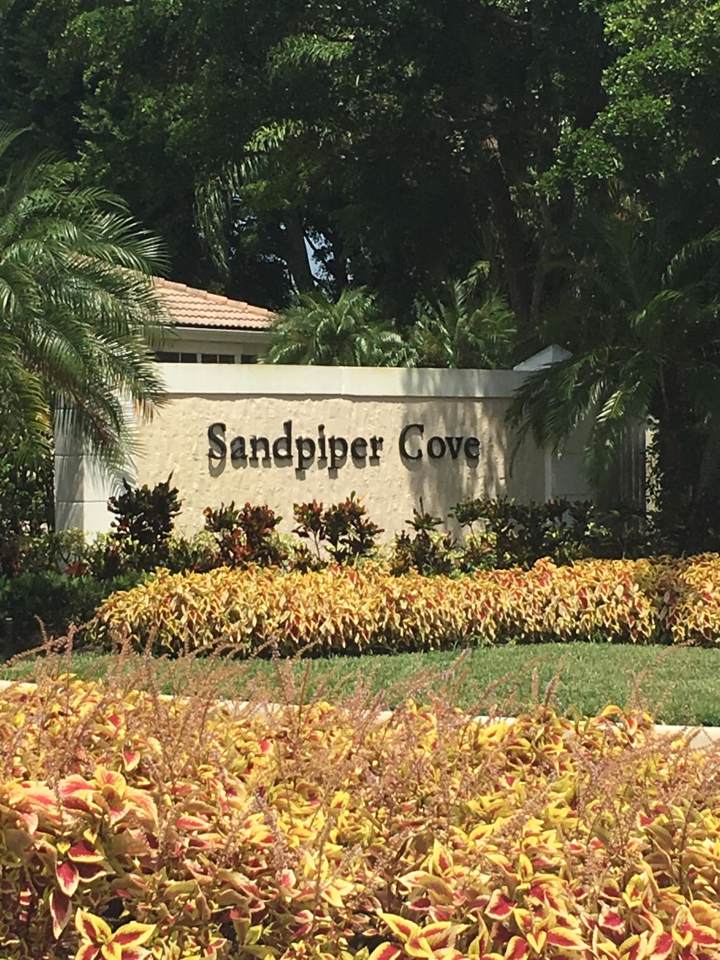8122 Sandpiper Way - Photo 1
