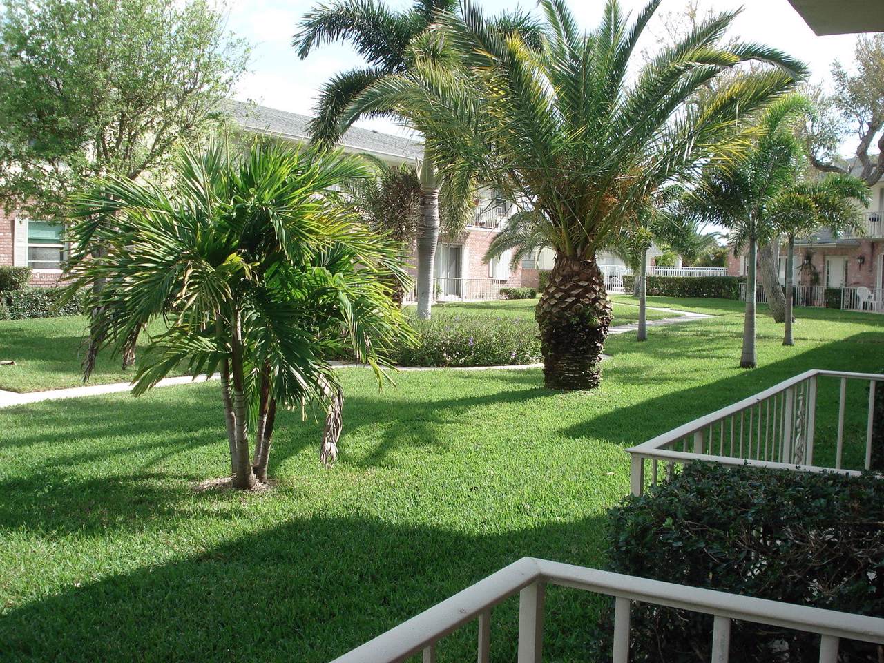 2035 Seacrest Boulevard - Photo 1