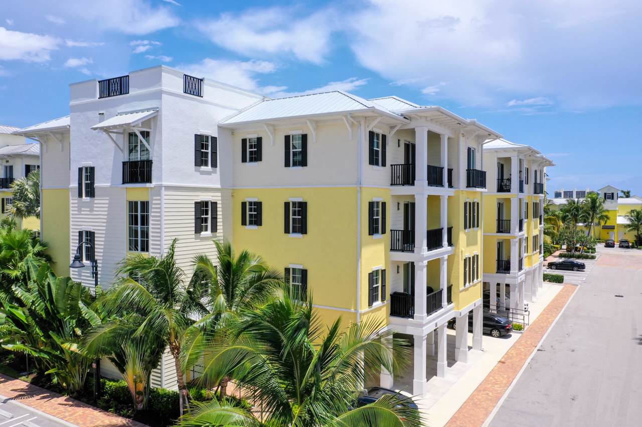 225 Latitude Circle - Photo 1