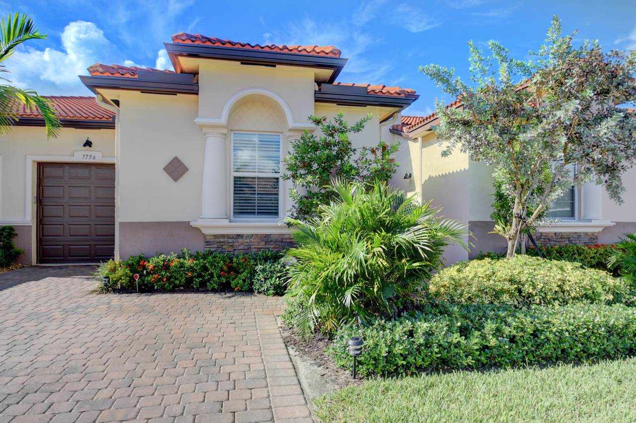 7756 Butera Plaza - Photo 1
