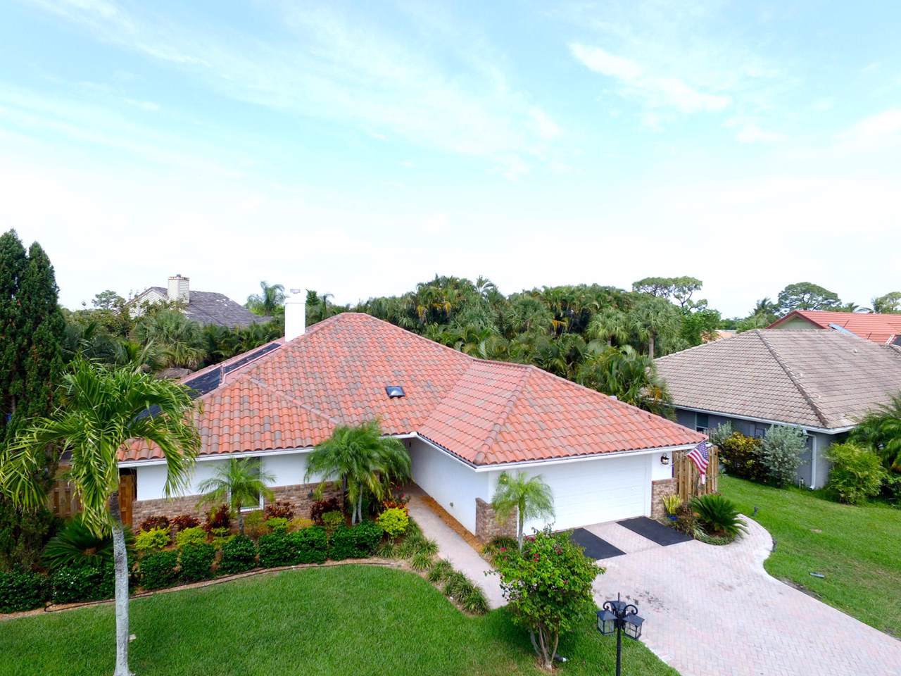 2763 Biarritz Drive - Photo 1