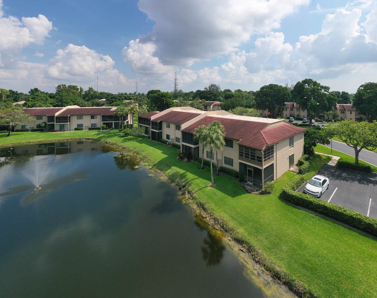 21218 Lago Circle - Photo 1