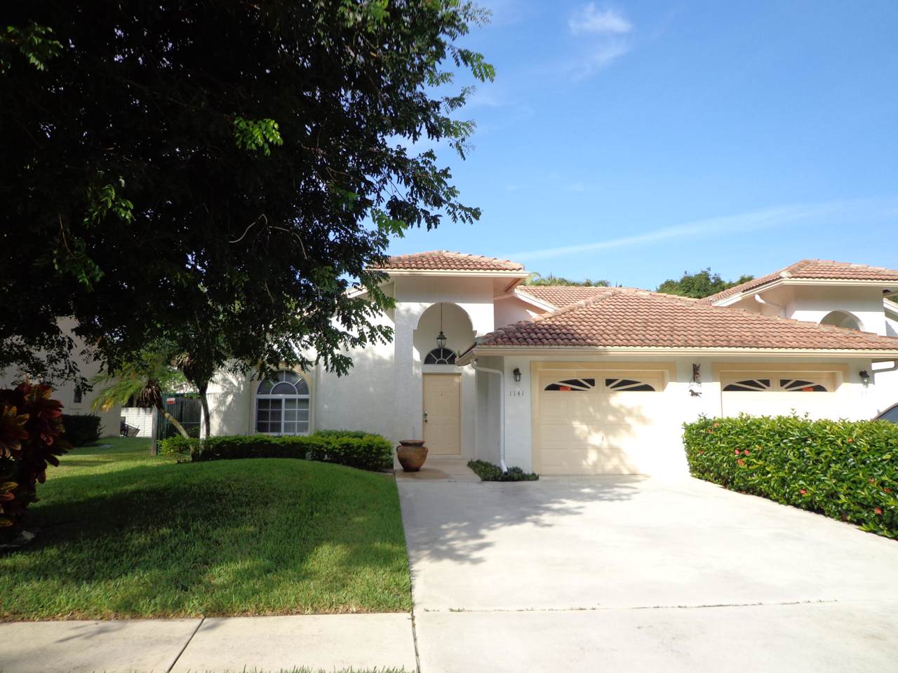 1141 Mulberry Place - Photo 1