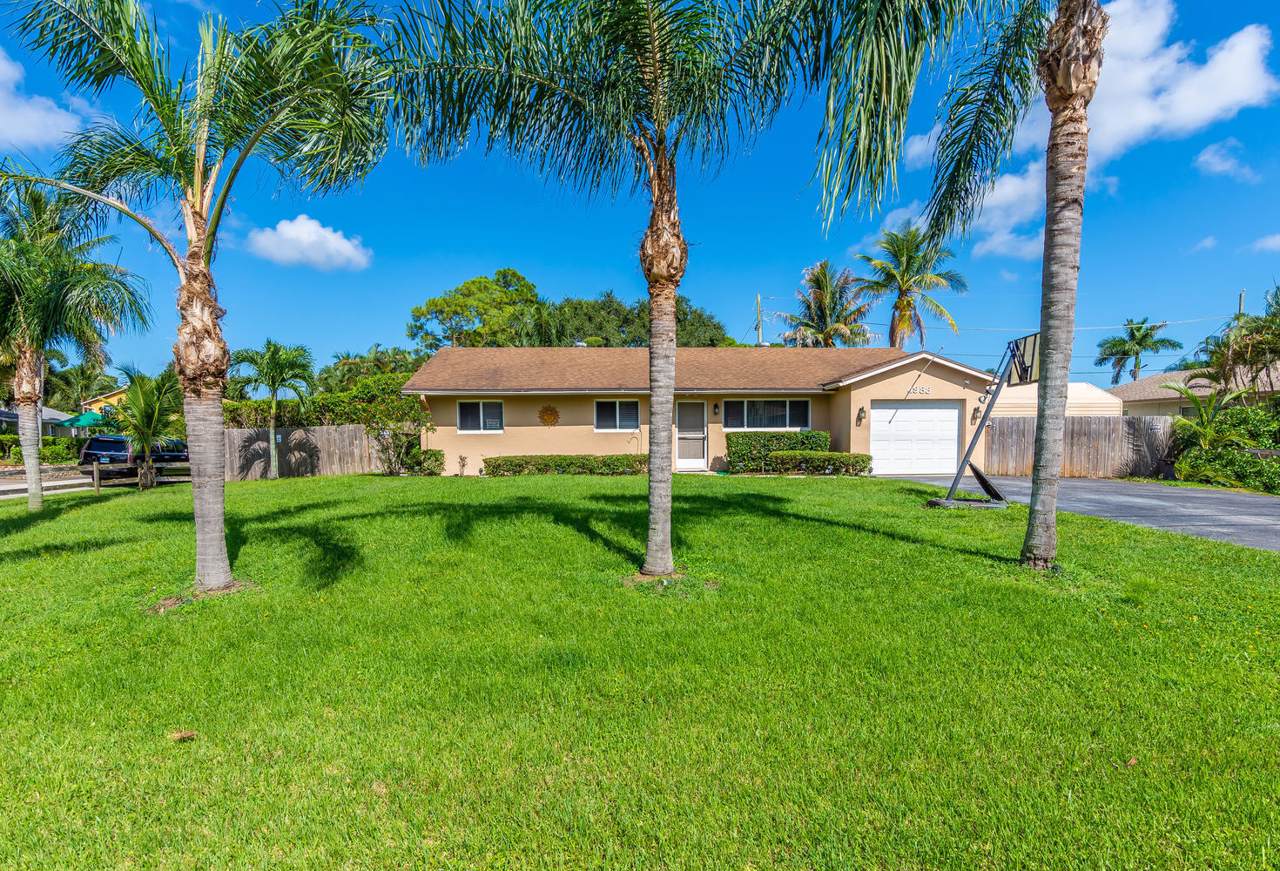 4988 Palm Way - Photo 1