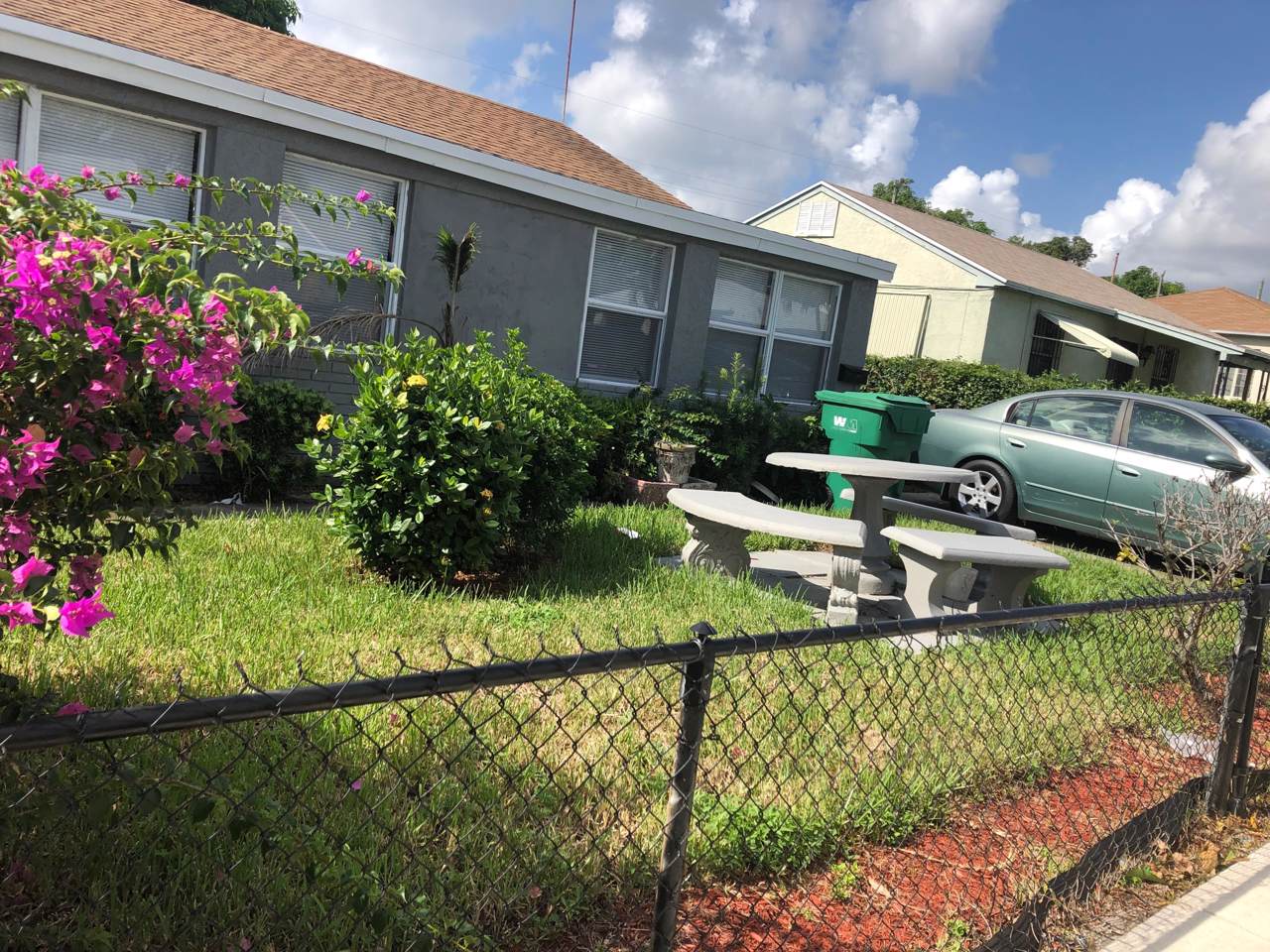 717 4th Street - Photo 1