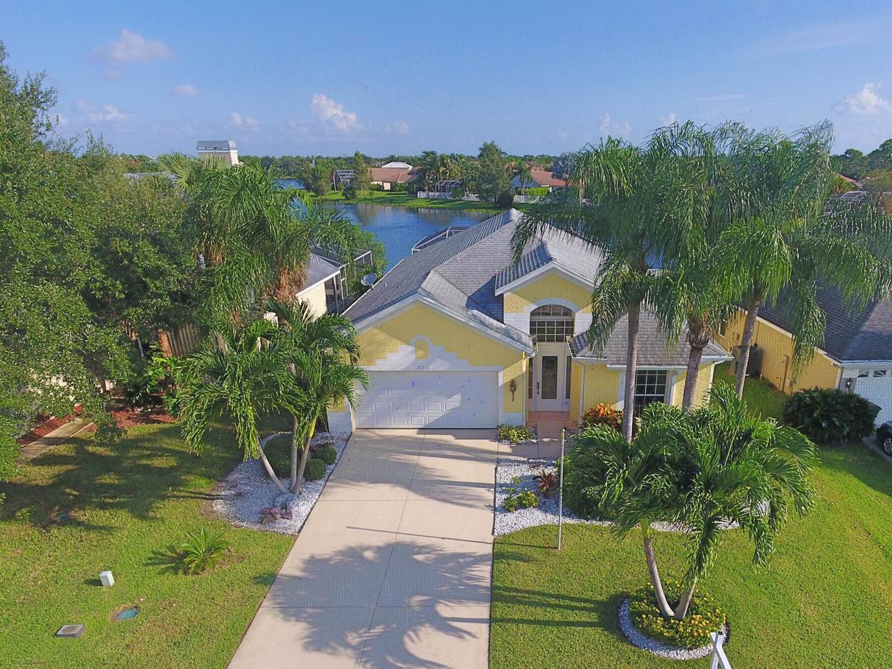 725 Waterlily Place - Photo 1