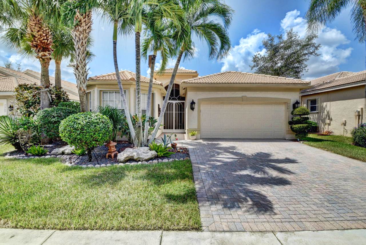 7901 Charlemont Point - Photo 1