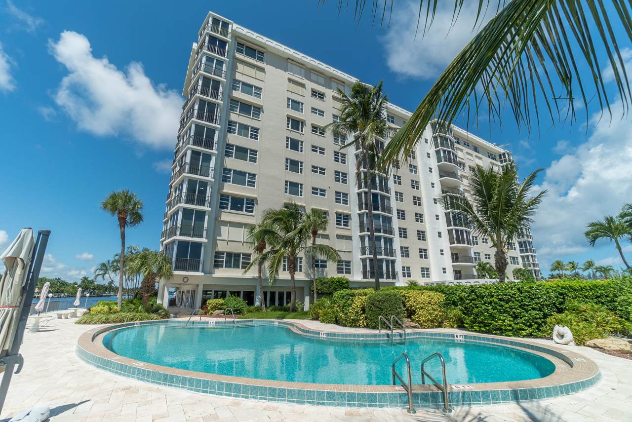 400 Seasage Drive - Photo 1