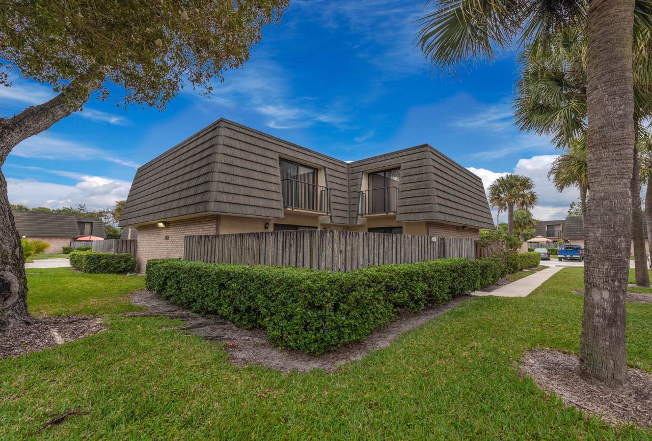 4519 45th Way - Photo 1