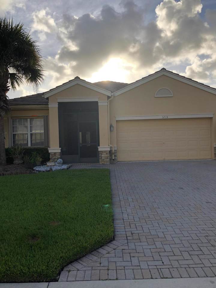 5715 Saddle Trail Lane - Photo 1