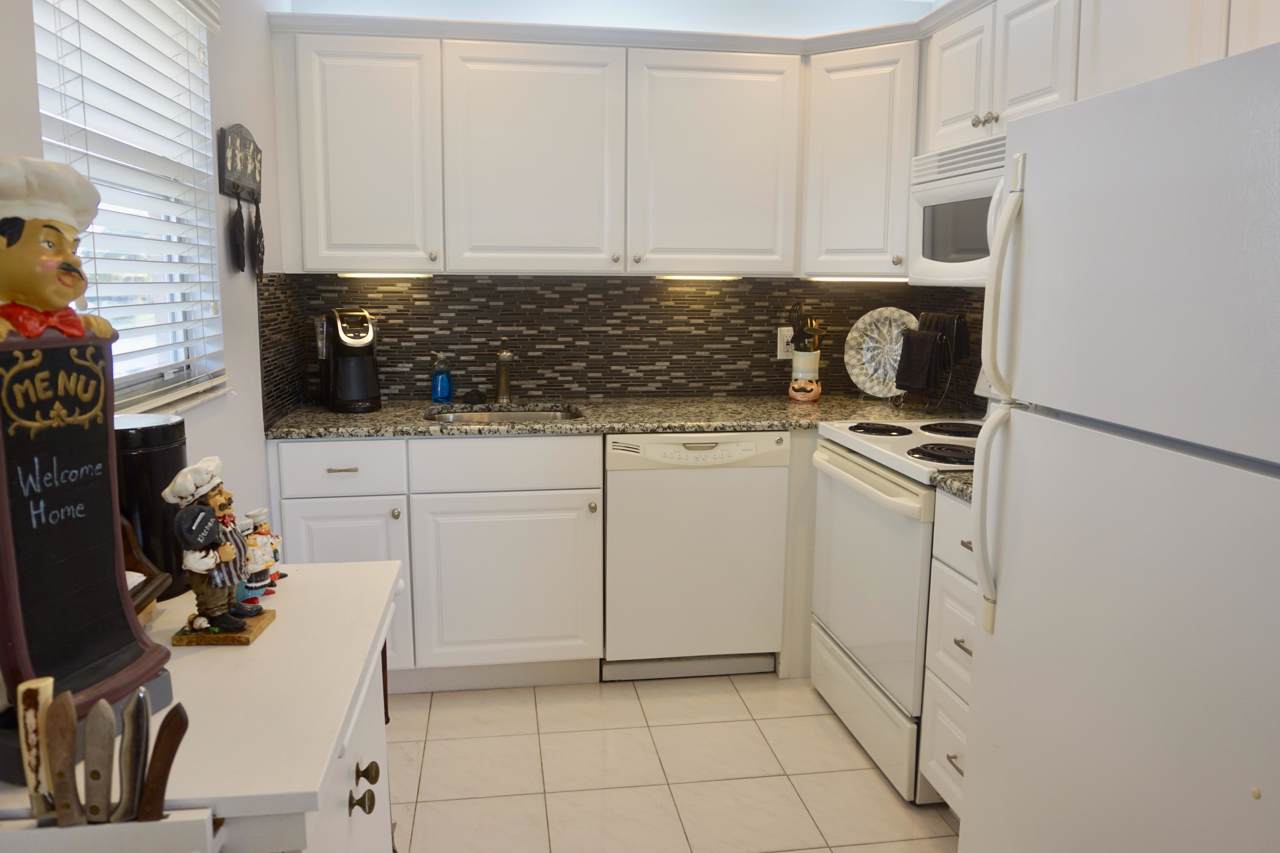 265 Brittany F - Photo 1