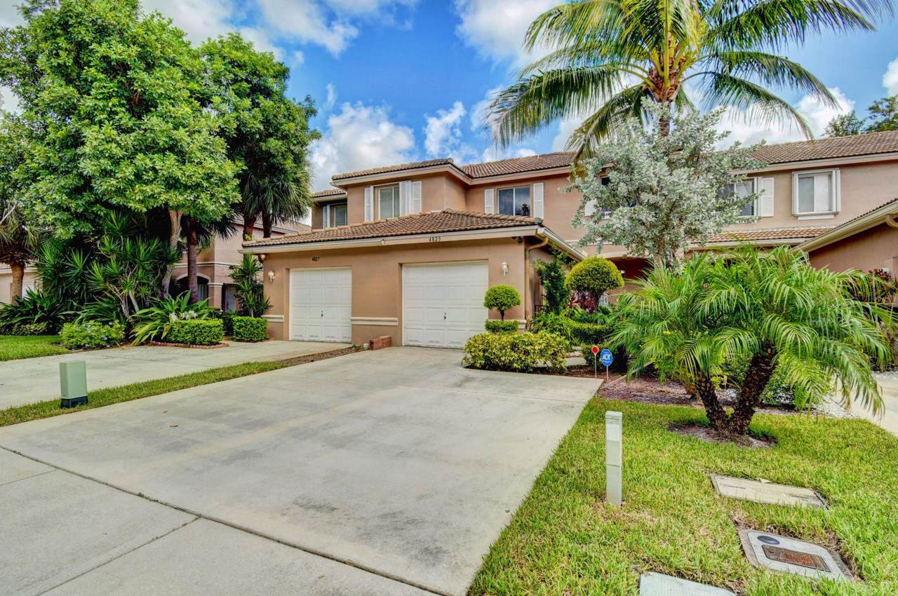 4823 Pinemore Lane - Photo 1