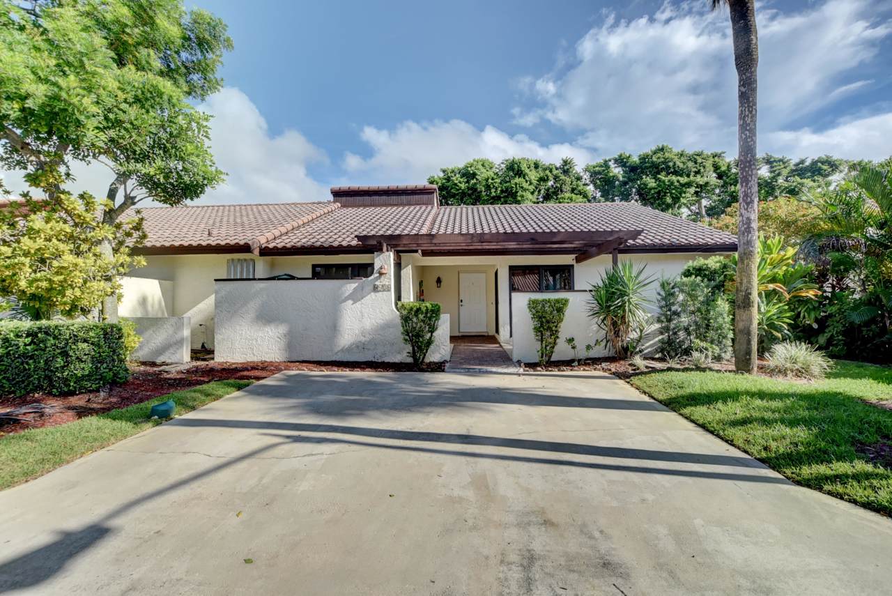 6626 Tiburon Circle - Photo 1