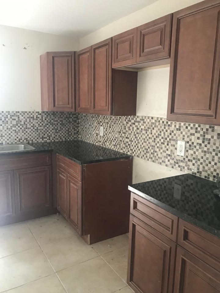 1633 28th Street - Photo 1