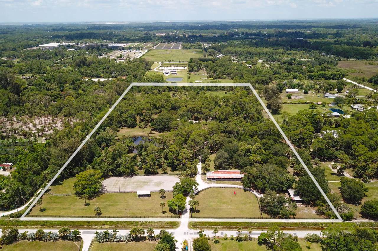 2833 F Road - Photo 1