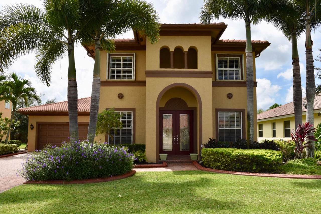 1784 Newport Isles Boulevard - Photo 1