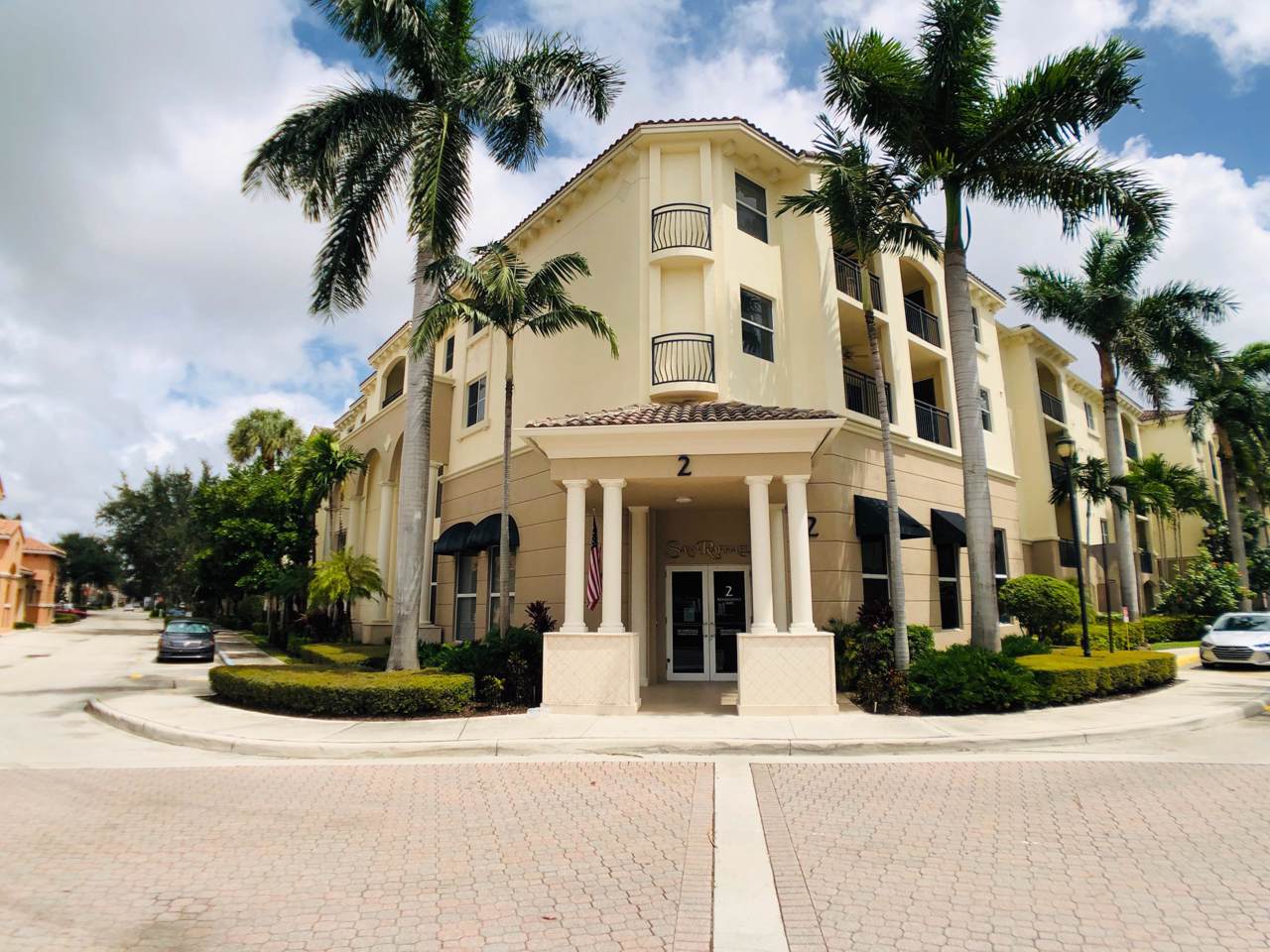 1 Renaissance Way - Photo 1