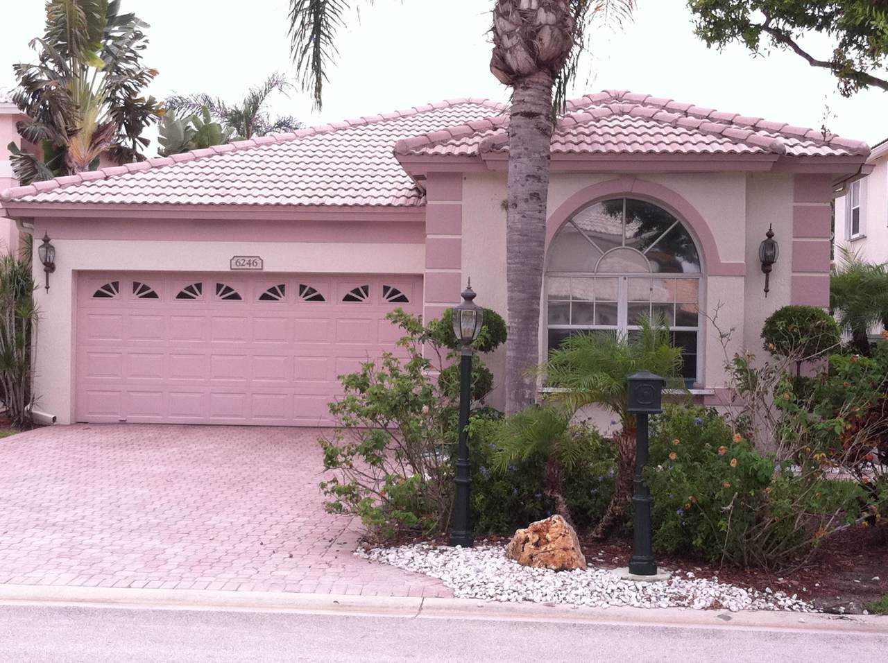 6246 Brava Way - Photo 1