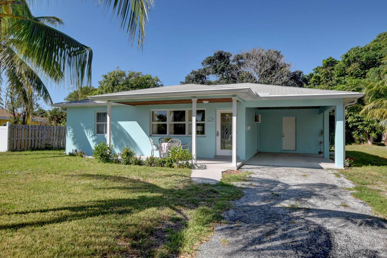 812 4th Avenue - Photo 1