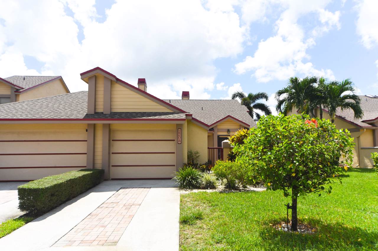 2208 Landings Boulevard - Photo 1