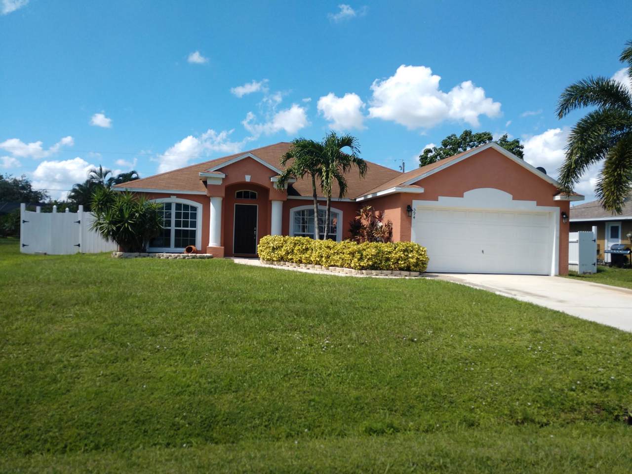 594 Euclid Lane - Photo 1