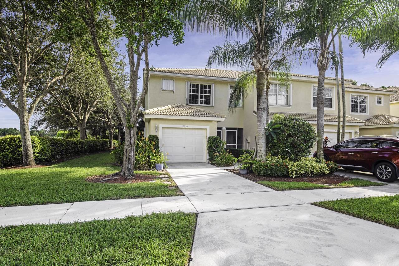 9650 Lago Drive - Photo 1