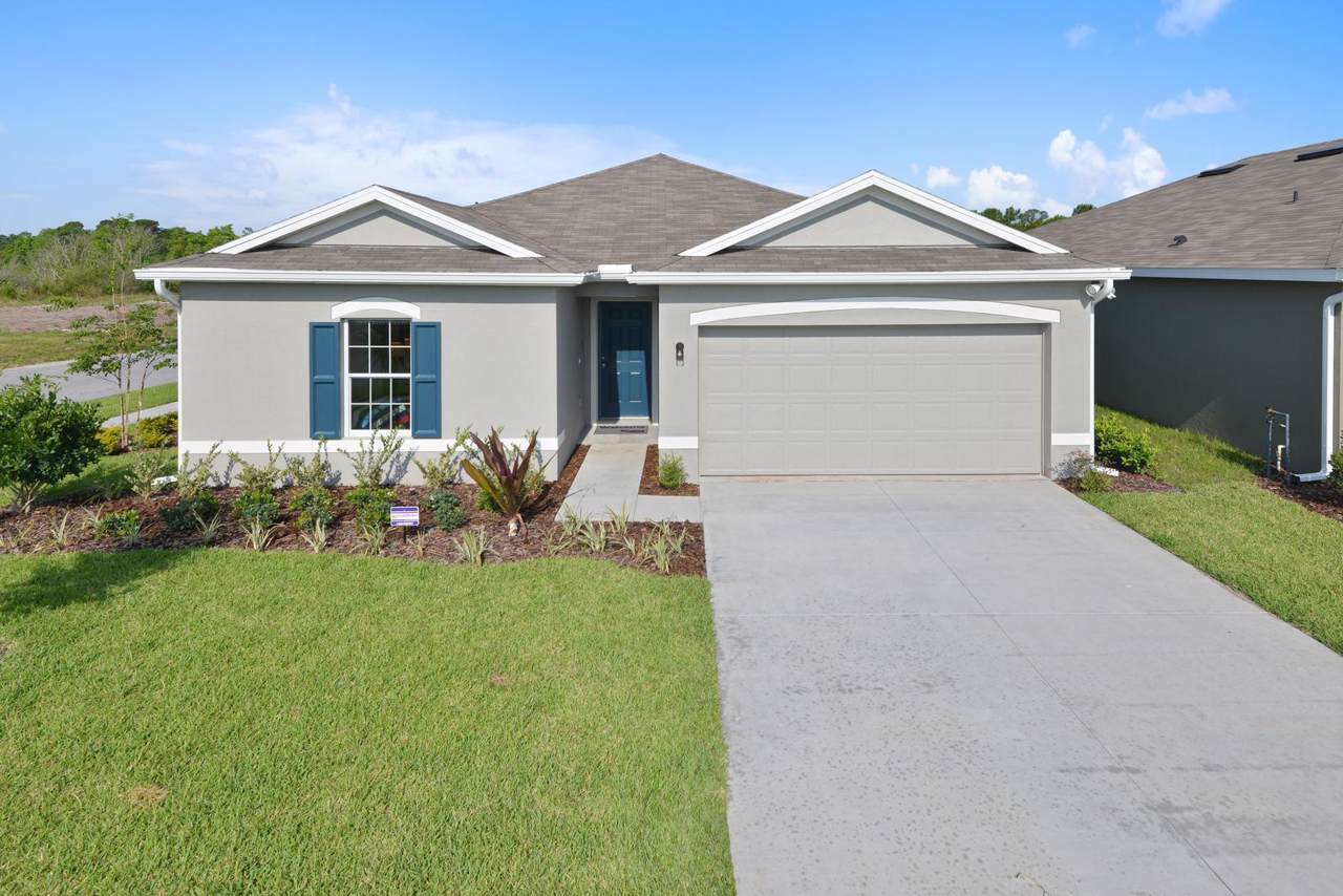 5267 Oakland Lake Circle - Photo 1