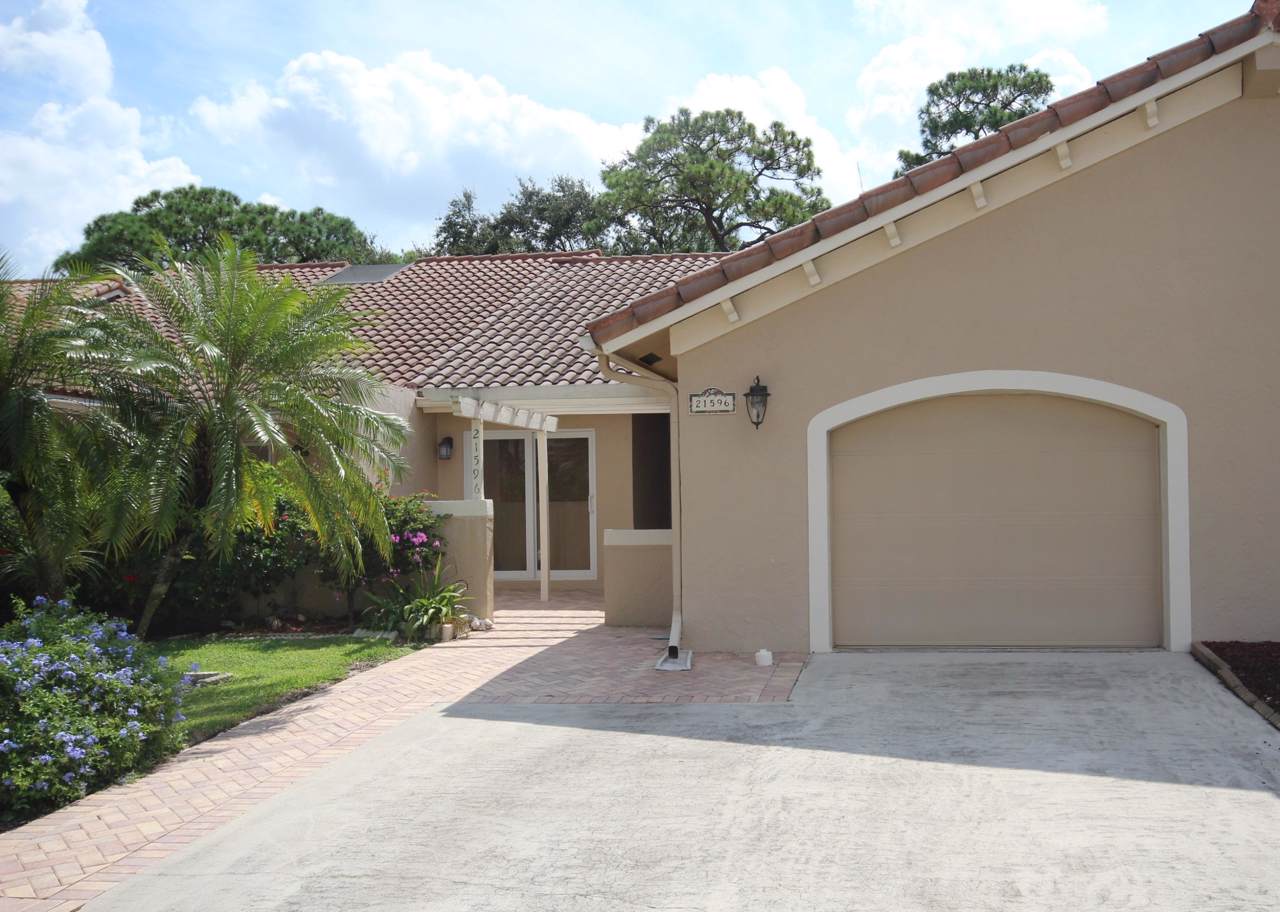 21596 Coronado Avenue - Photo 1