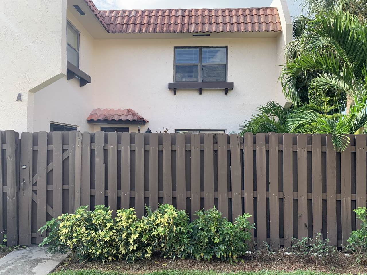 6279 Seven Springs Boulevard - Photo 1