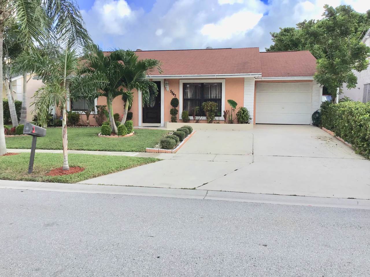 5843 Dewitt Place - Photo 1