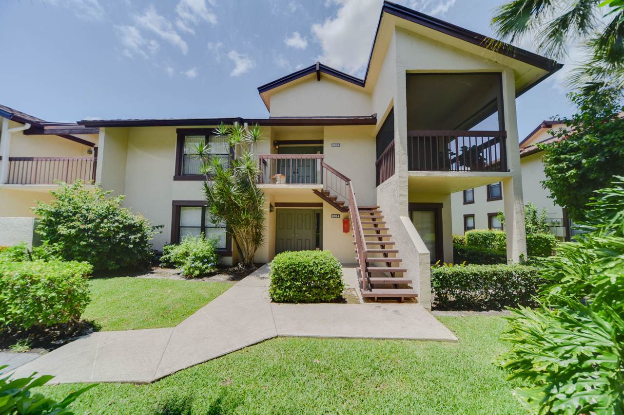 11355 Pond View Drive - Photo 1