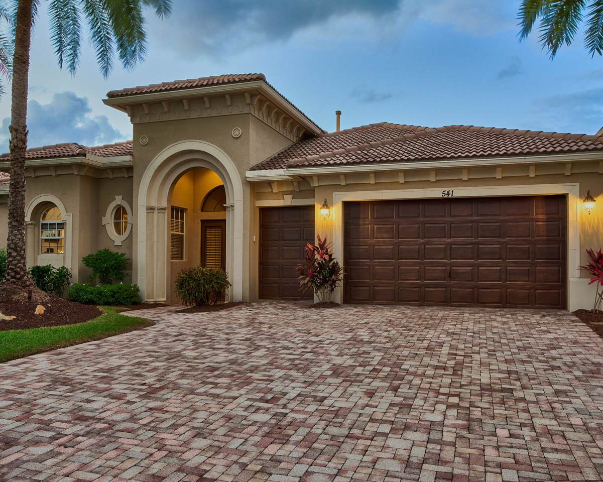 541 Les Jardin Drive - Photo 1