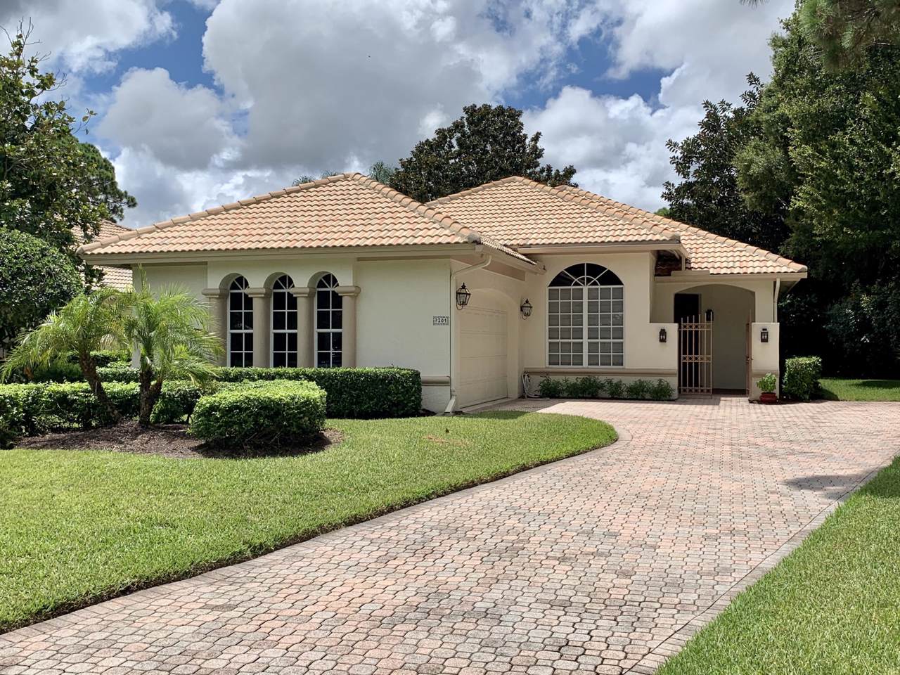7201 Mystic Way - Photo 1