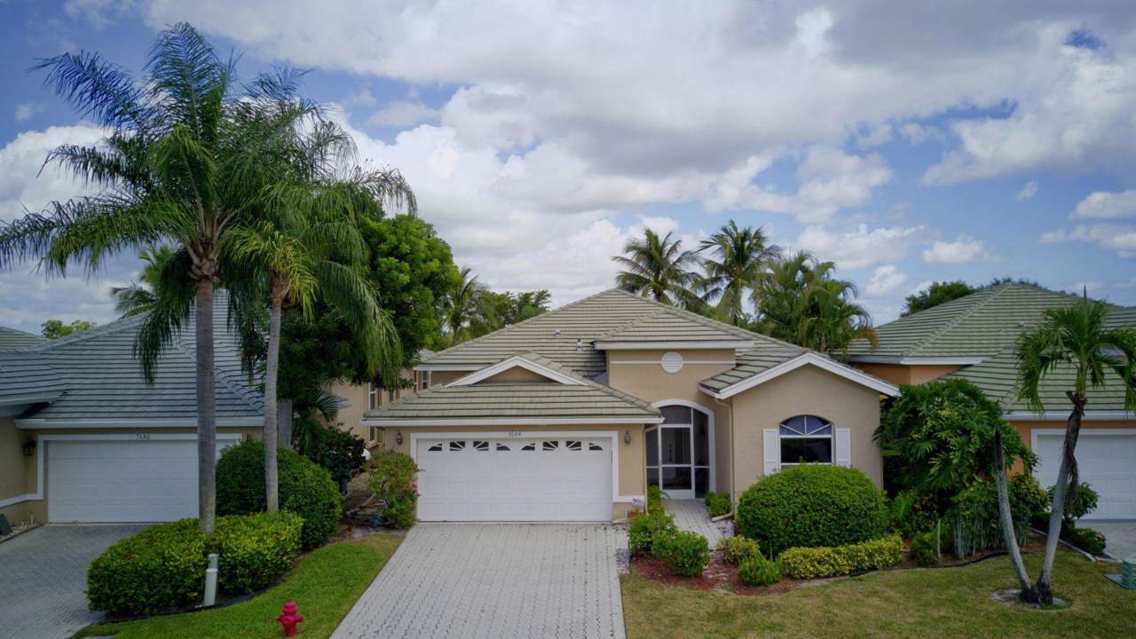 7684 Rockford Road - Photo 1