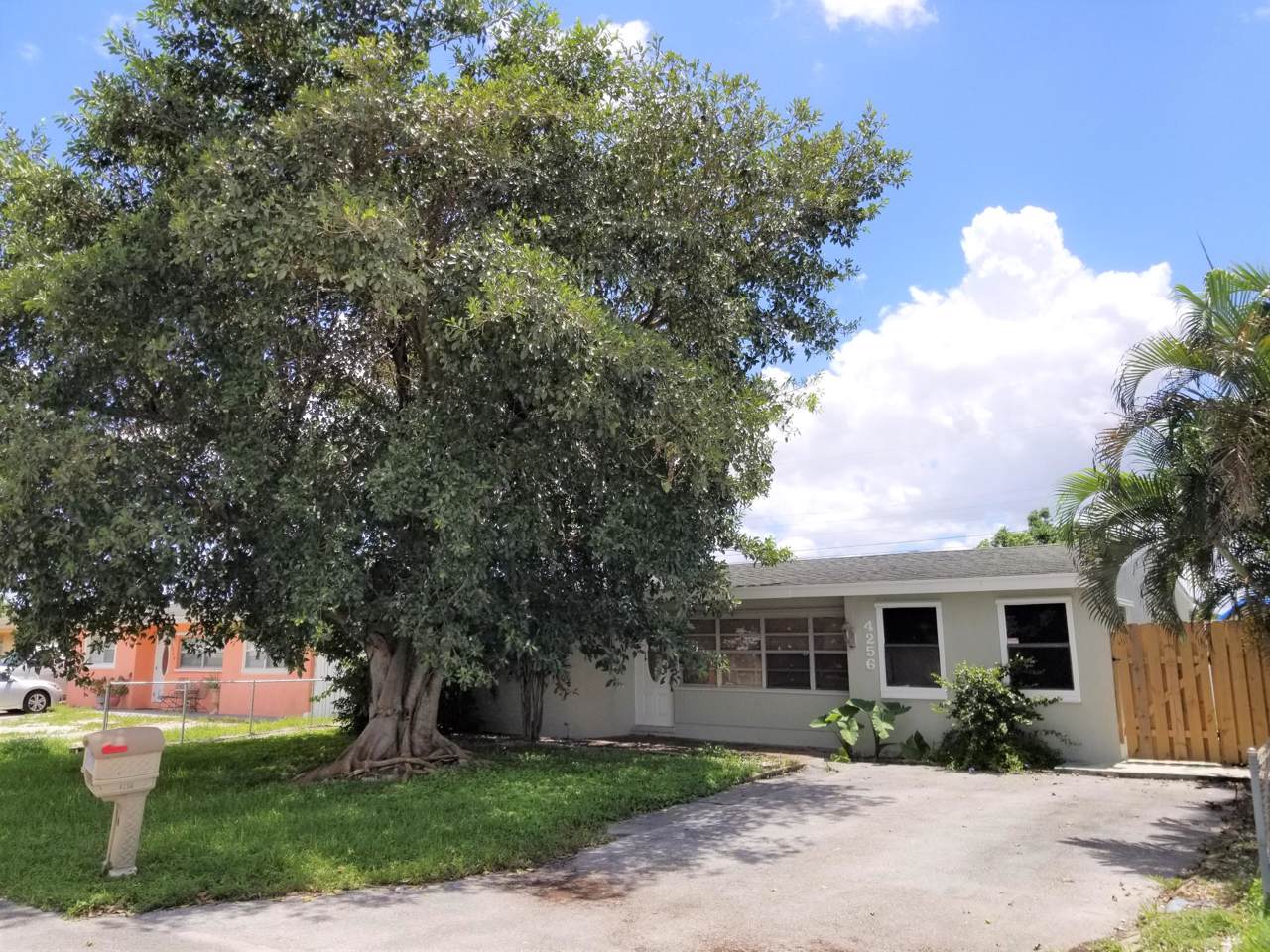 4256 Colt Lane - Photo 1