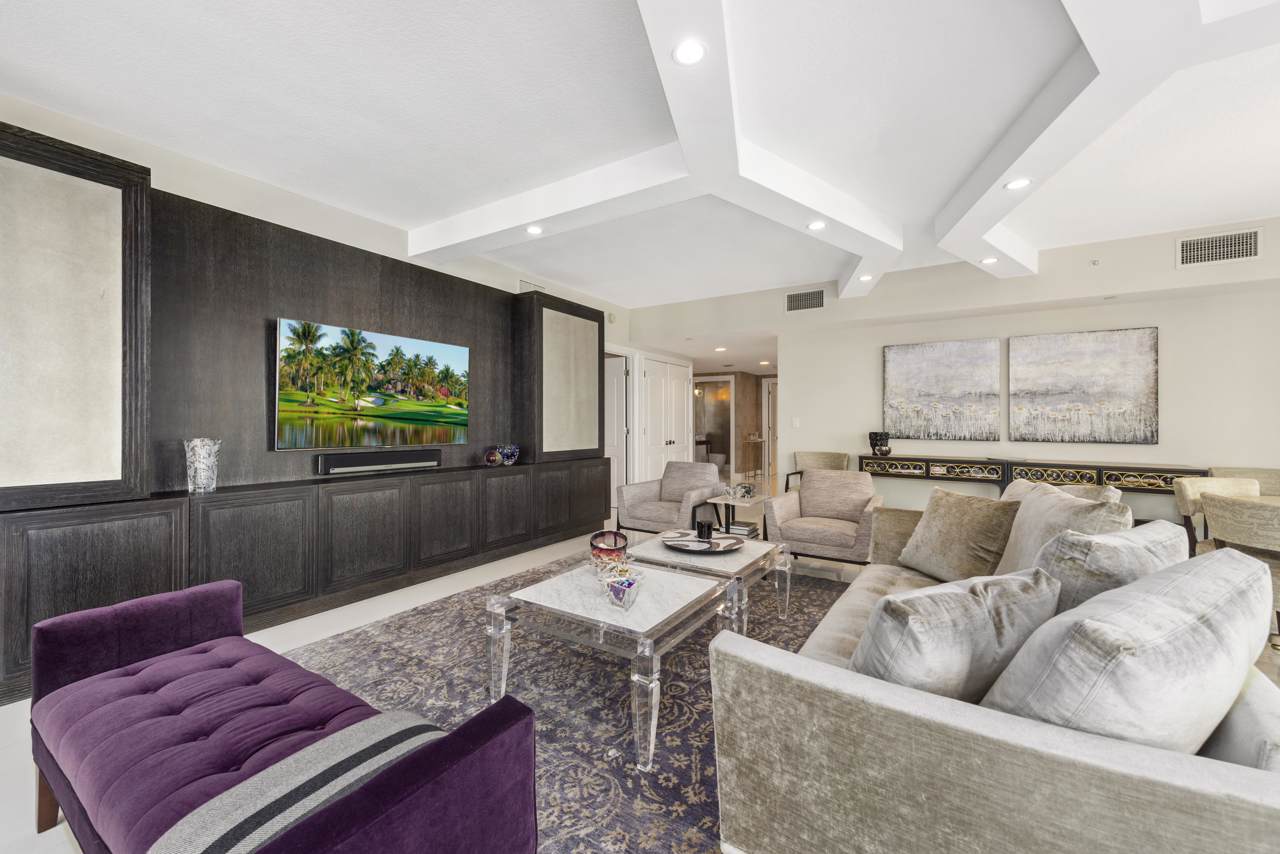 200 Palmetto Park Road - Photo 1