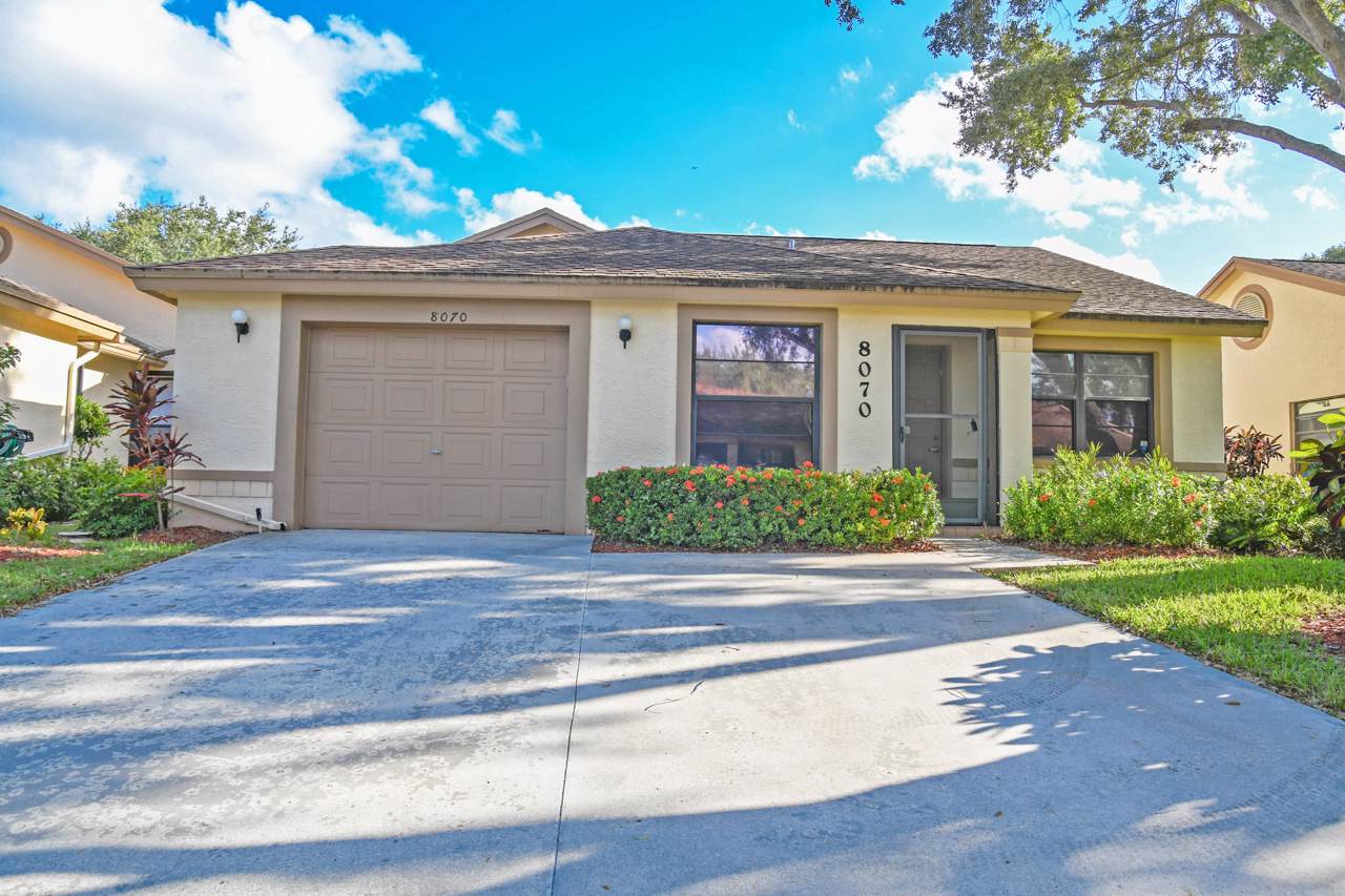 8070 Summerview Terrace - Photo 1