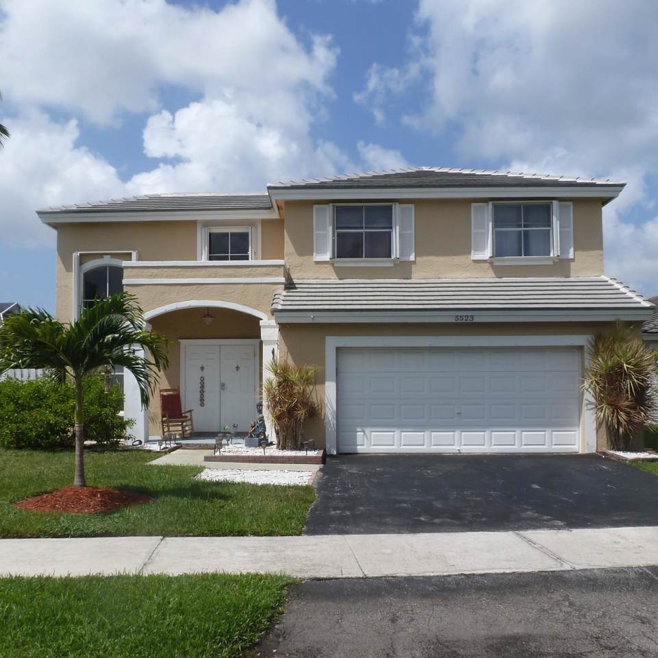 5523 53rd Circle - Photo 1