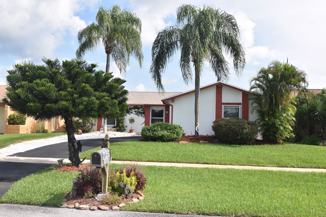 10365 Greenbriar Court - Photo 1