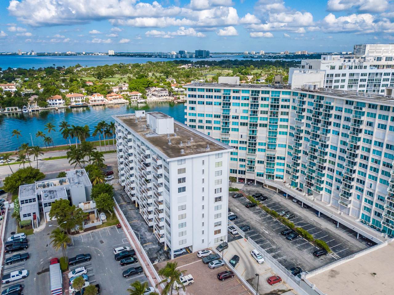 5313 Collins Avenue - Photo 1