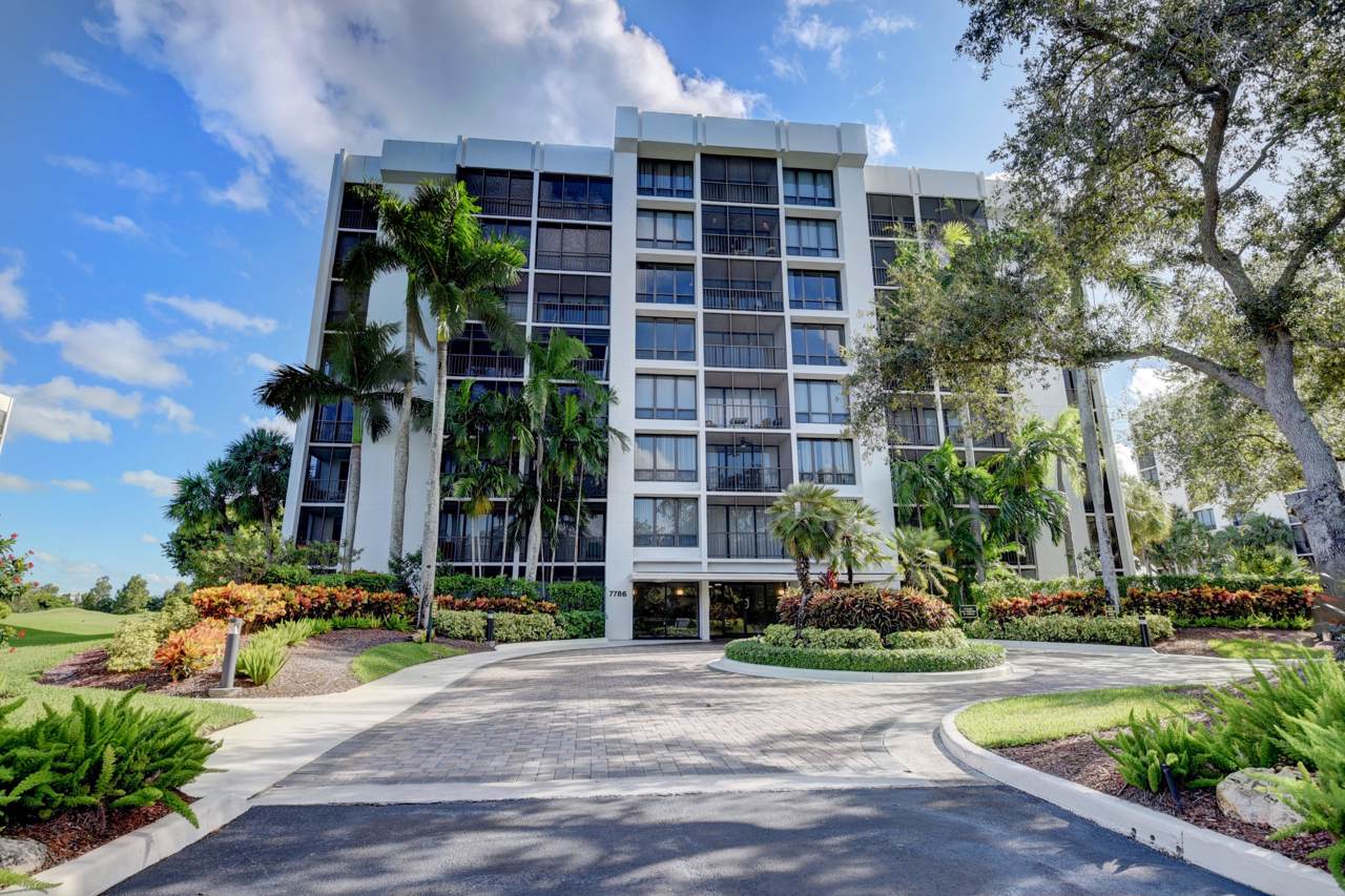 7786 Lakeside Boulevard - Photo 1