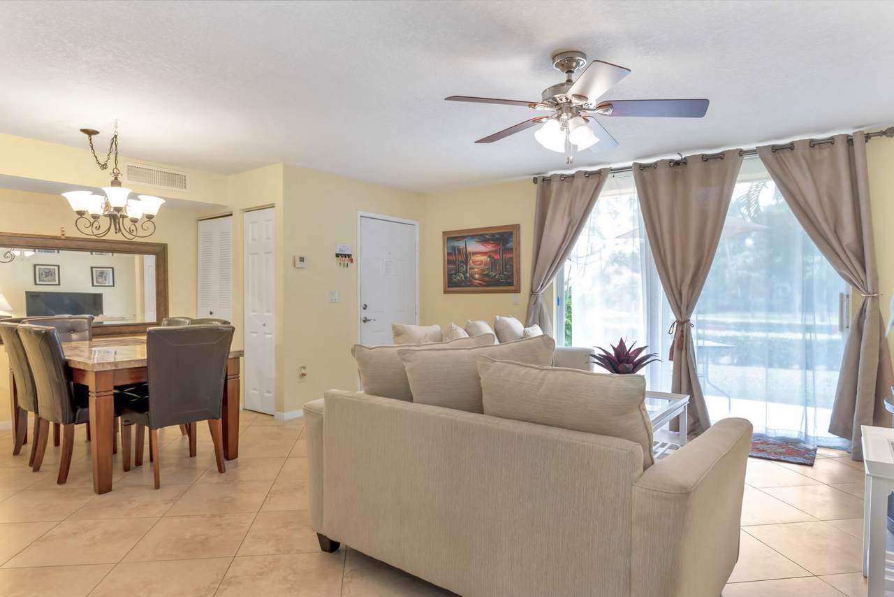 123 Yacht Club Way - Photo 1