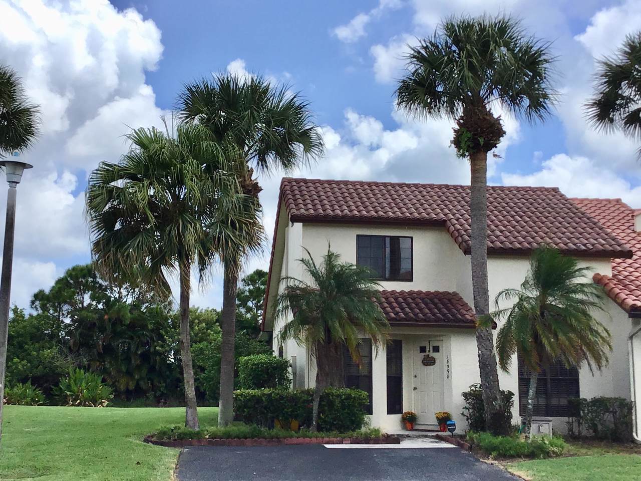 18598 Woodstream Drive - Photo 1
