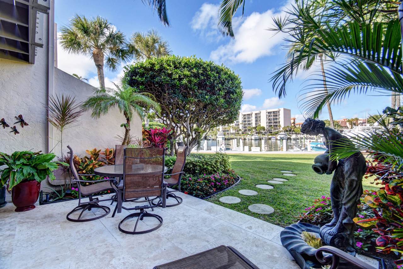 2677 Ocean Boulevard - Photo 1