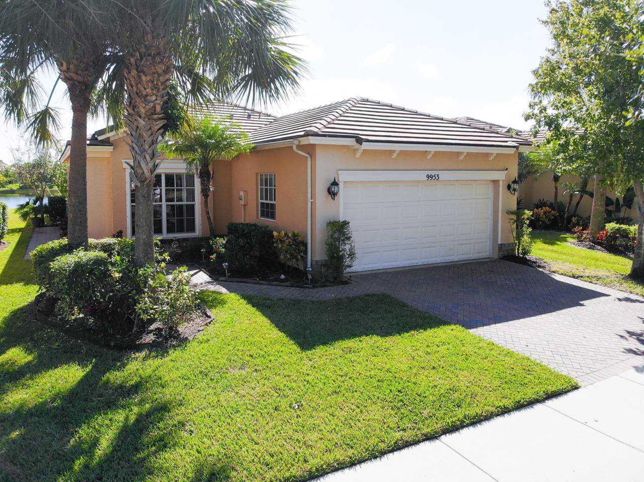 9953 Eastbrook Circle - Photo 1