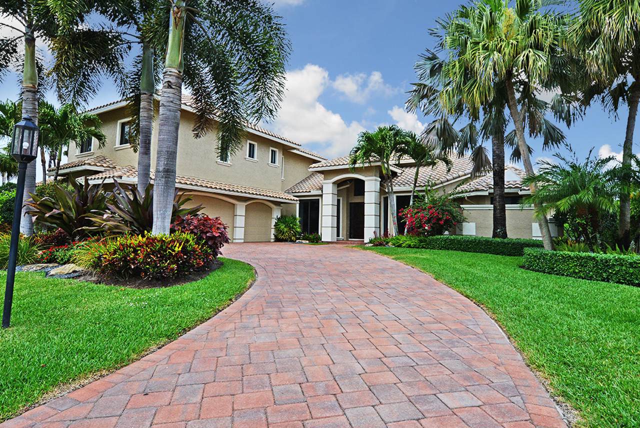 7243 Valencia Drive - Photo 1